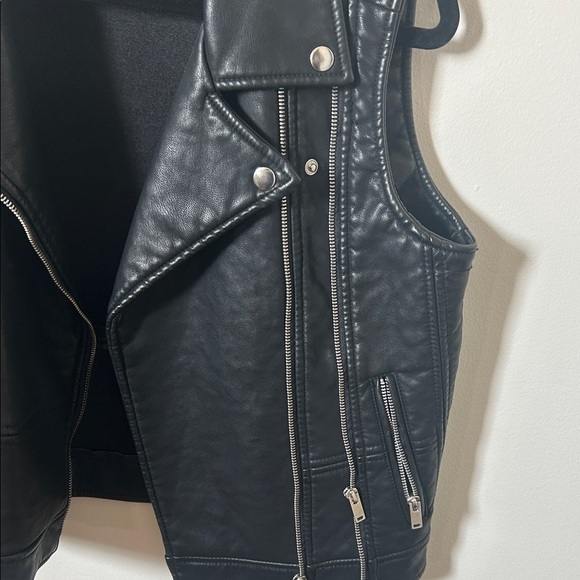 Vero Moda Black Faux Leather Jacket - Picture 4 of 4